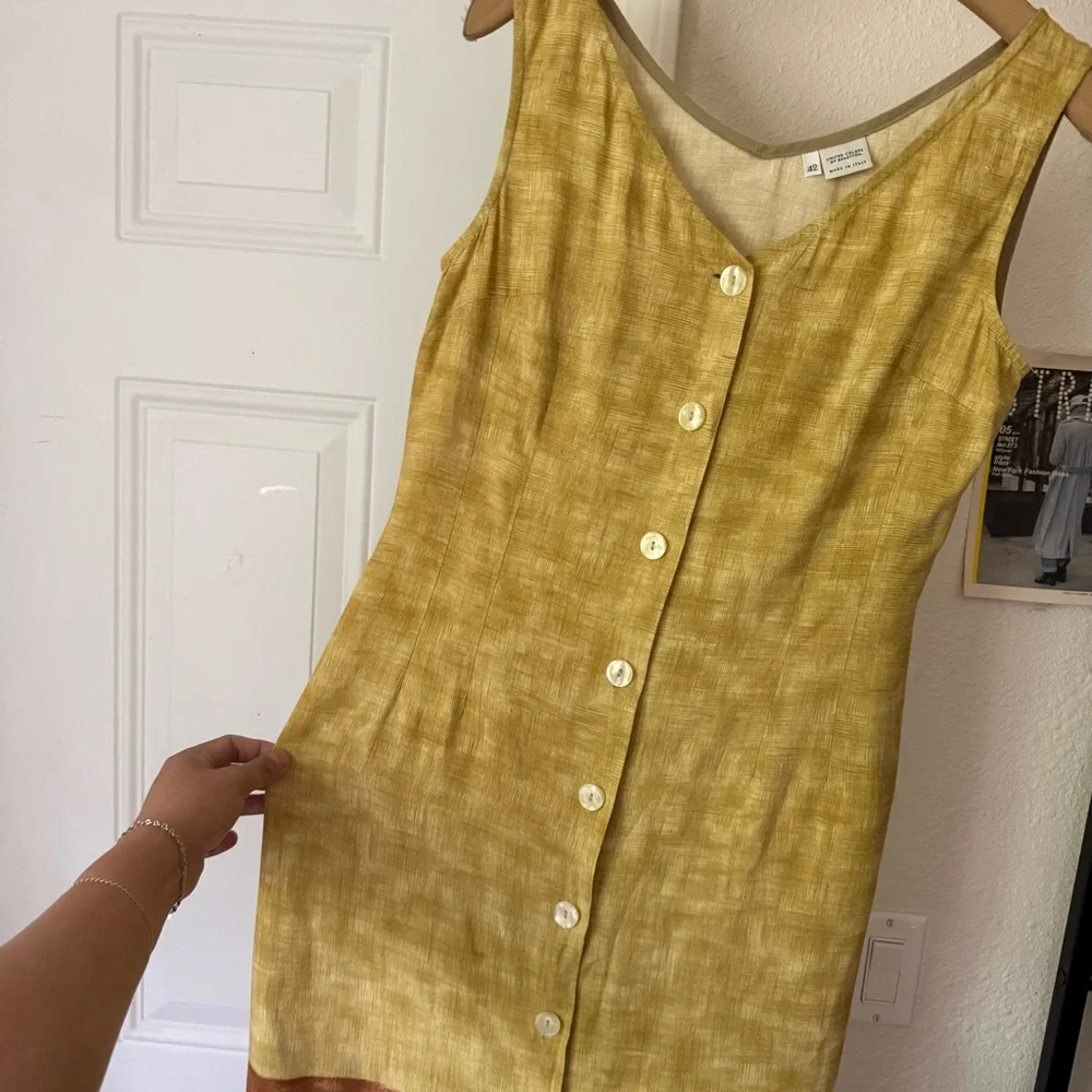 UNITED COLORS OF BENETTON yellow floral button up‎ linen midi dress